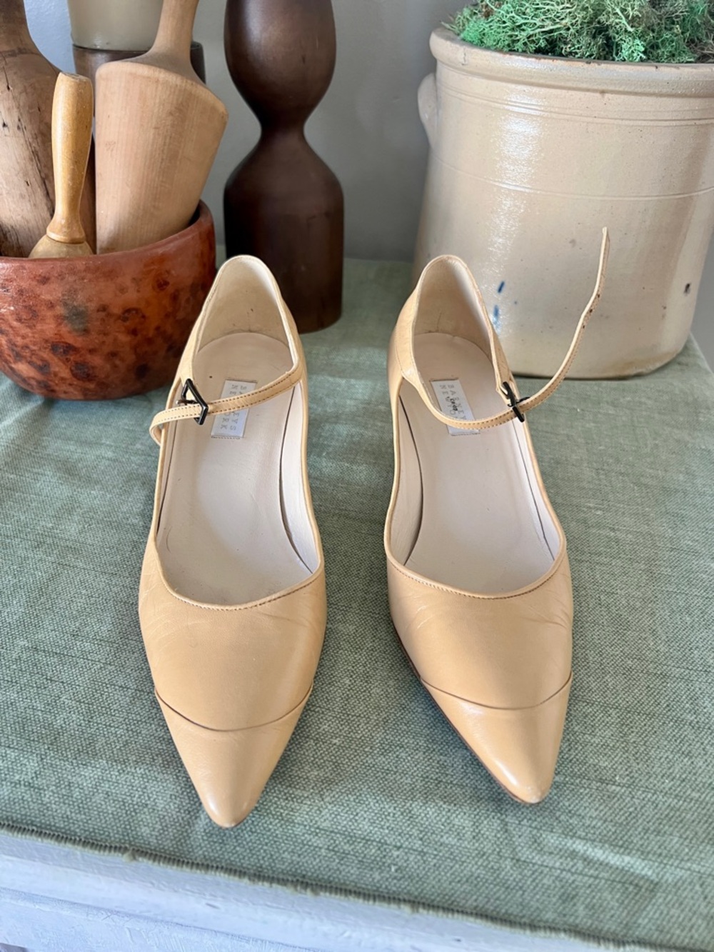 Vintage Barneys New York Tan Pointed-Toe Mary Jane Pumps
